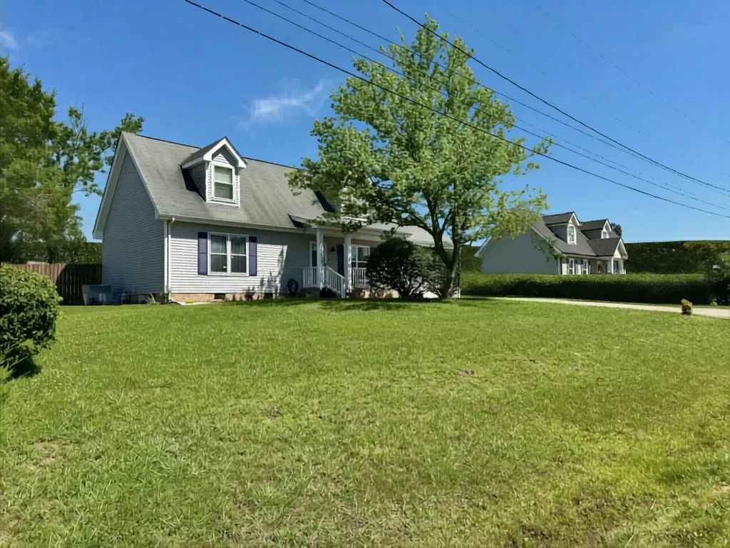 163 Old Farmers Road Clarksville TN 37043
