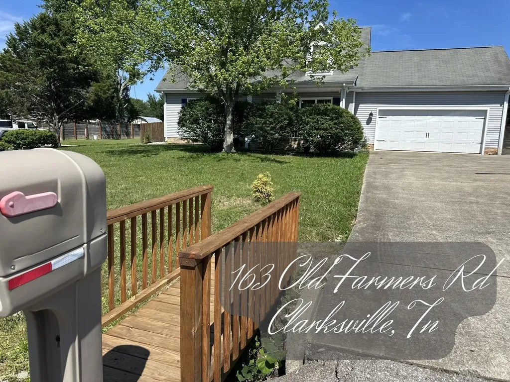 163 Old Farmers Road Clarksville TN 37043