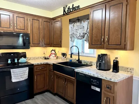 163 Old Farmers Road Clarksville TN 37043