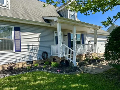 163 Old Farmers Road Clarksville TN 37043
