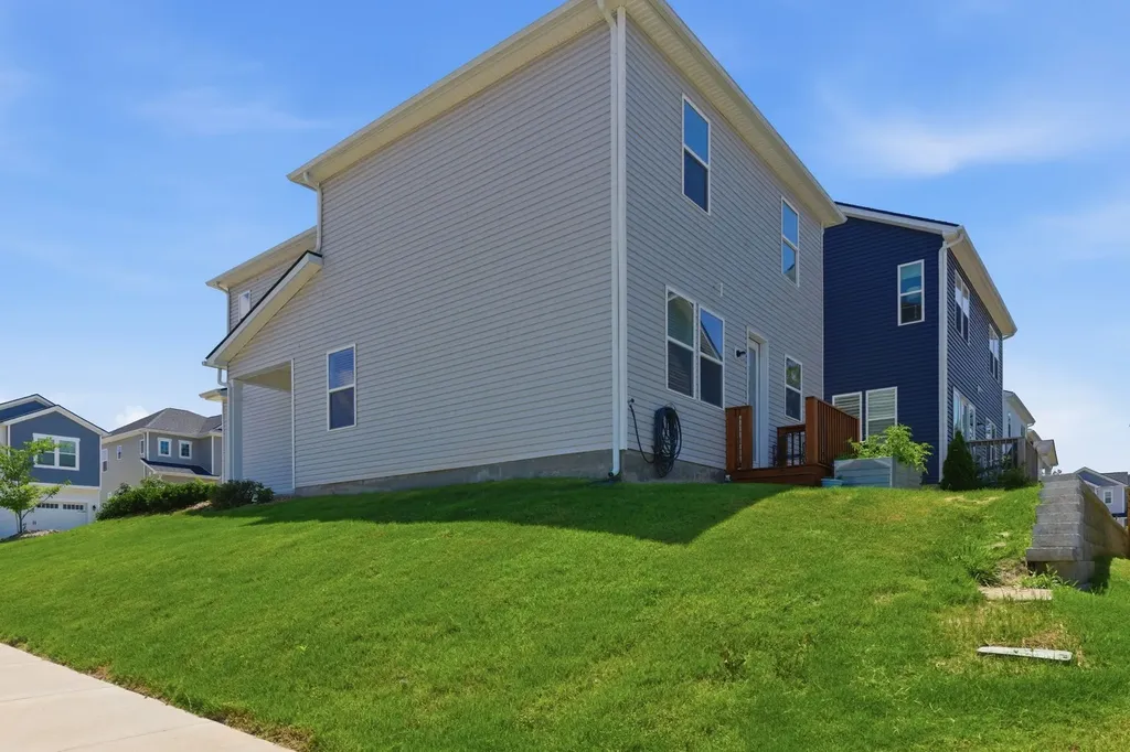 106 Timber Crest Trail White Bluff TN 37187