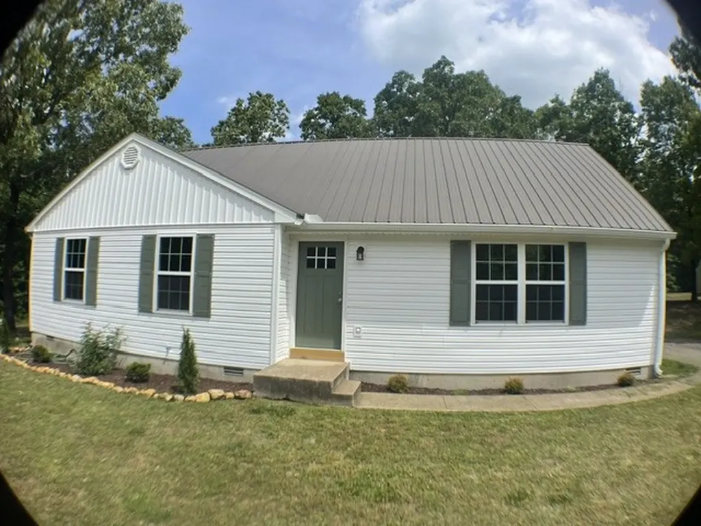9106 Redbud Lane Nunnelly TN 37137