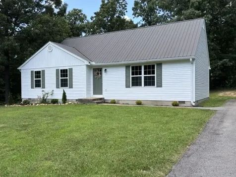 9106 Redbud Lane Nunnelly TN 37137