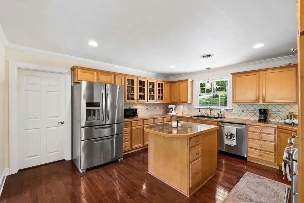 5732 Knob Road Nashville TN 37209