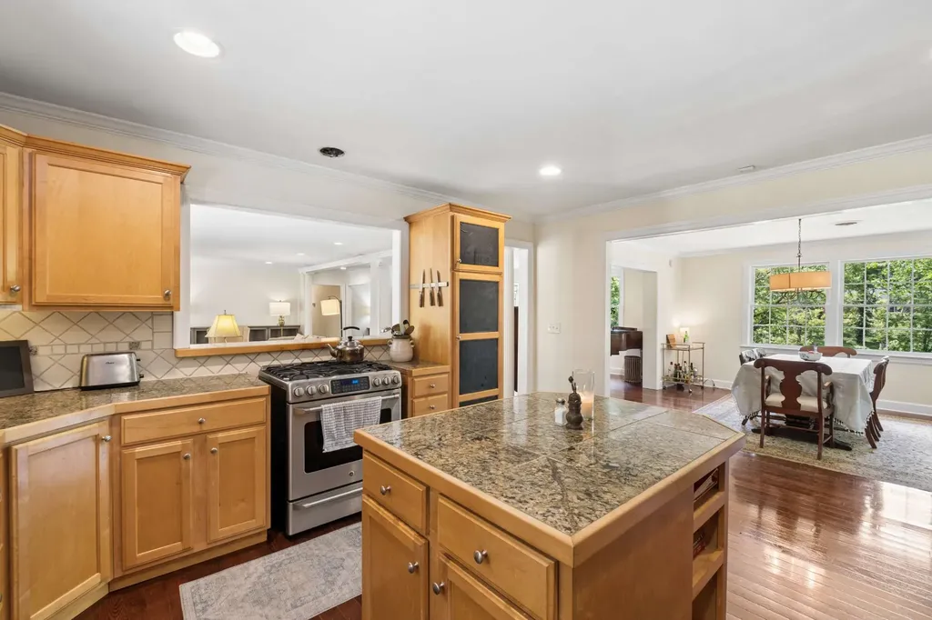 5732 Knob Road Nashville TN 37209