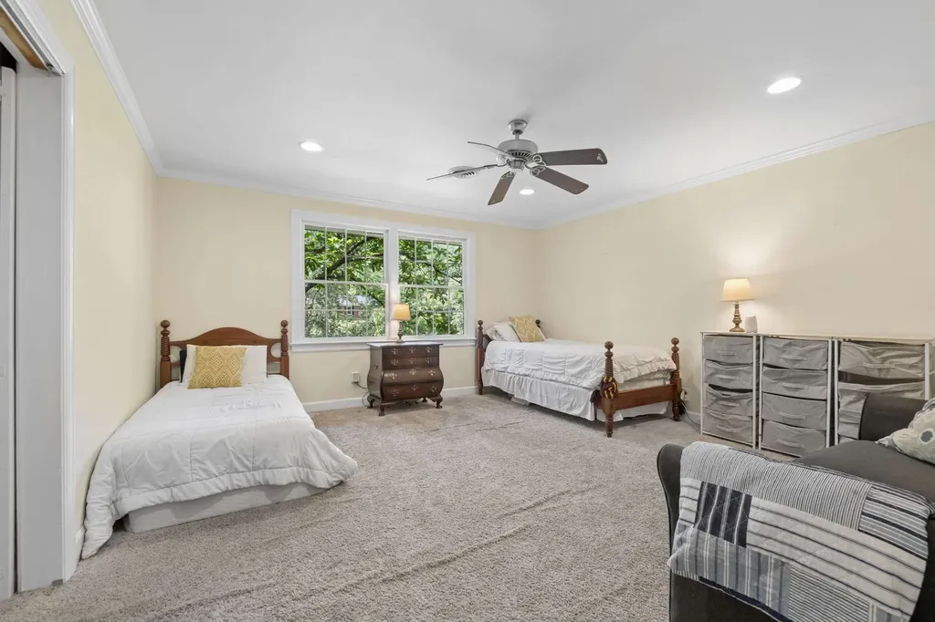5732 Knob Road Nashville TN 37209