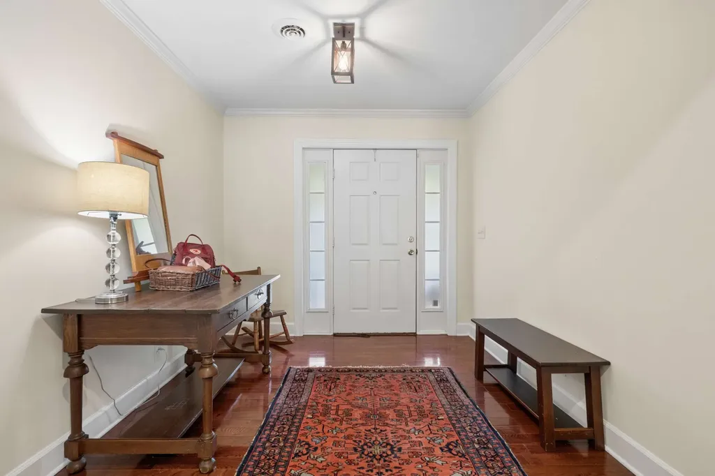 5732 Knob Road Nashville TN 37209