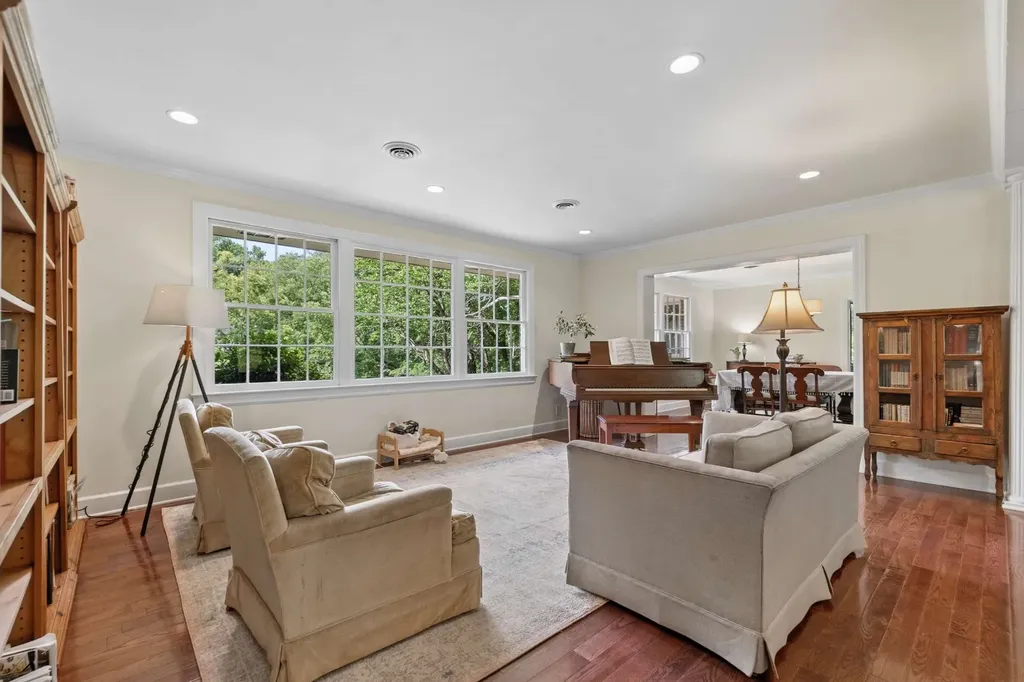 5732 Knob Road Nashville TN 37209