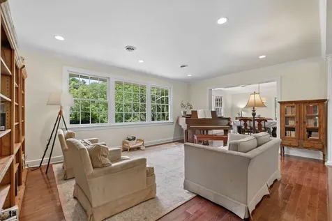 5732 Knob Road Nashville TN 37209