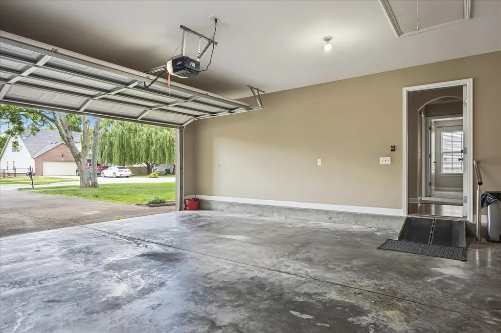 1317 Knoll Lane Lebanon TN 37087