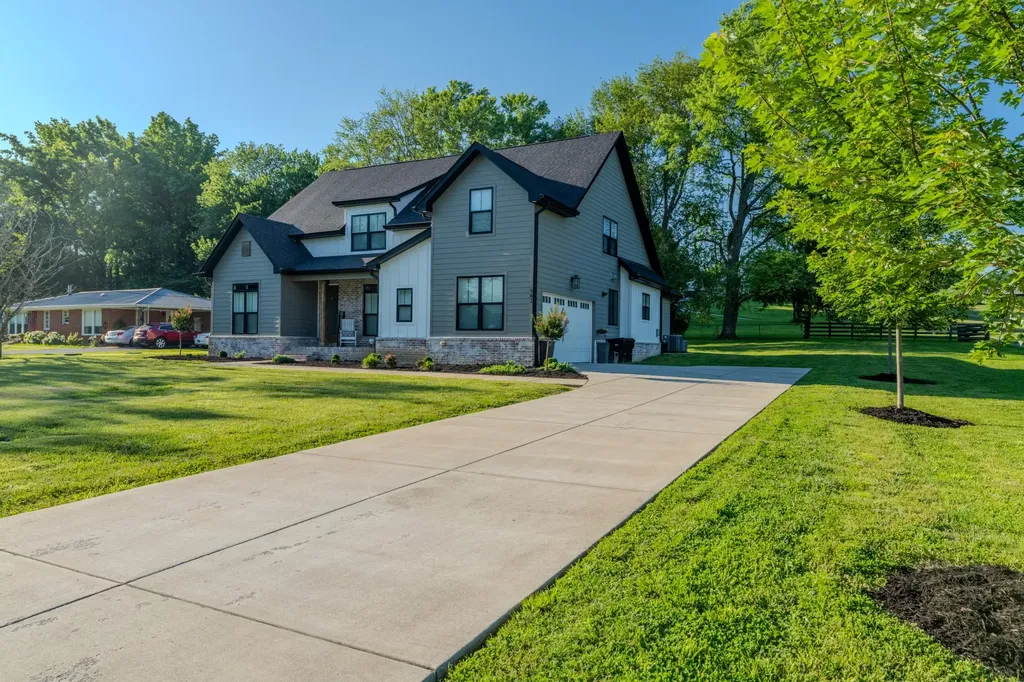 502 Allisona Road Eagleville TN 37060