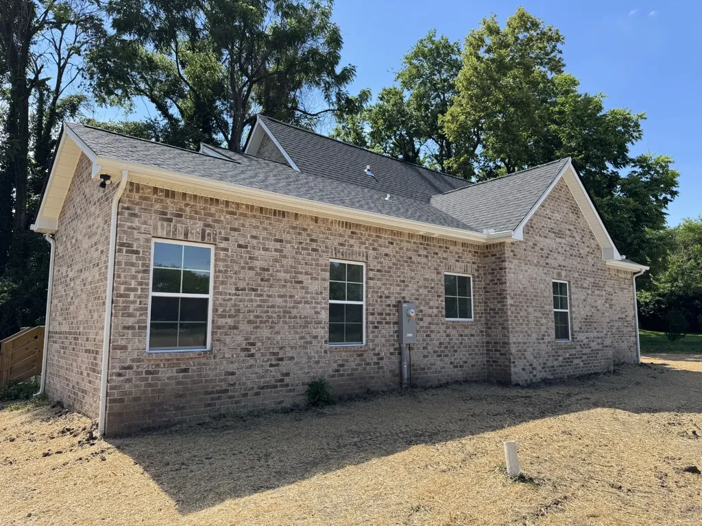 737 Rogers Road Gallatin TN 37066