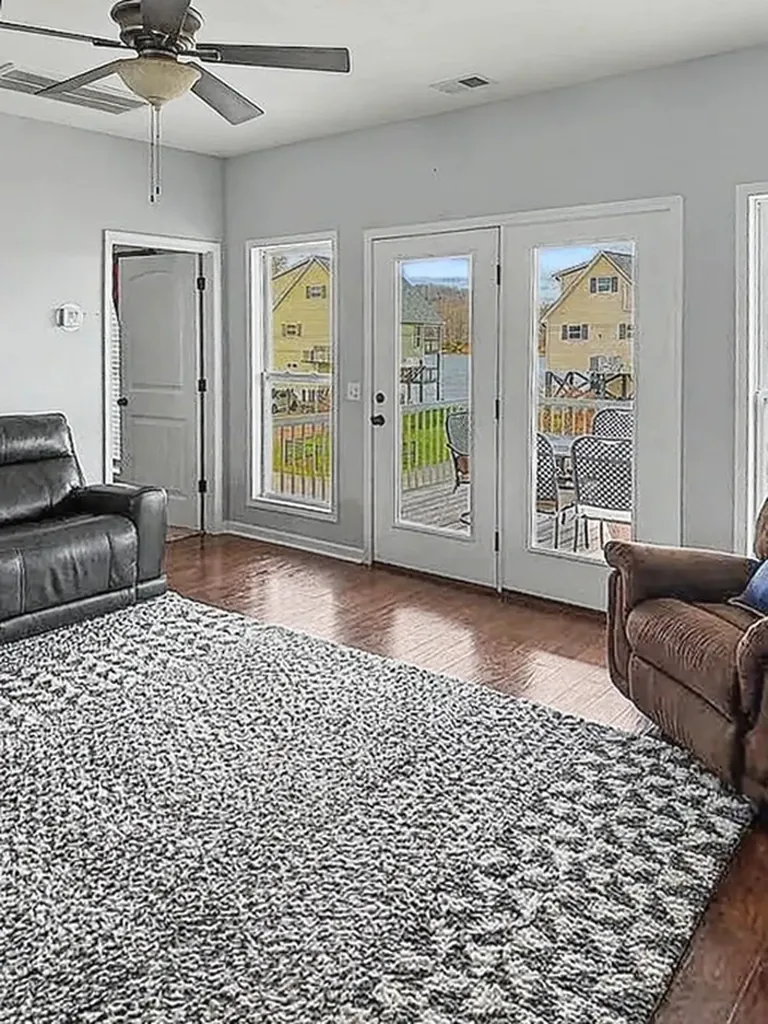 175 Ellen Lane Decaturville TN 38329