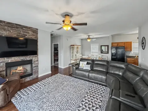 175 Ellen Lane Decaturville TN 38329