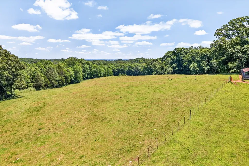 5335 Hickey Ridge Road Baxter TN 38544