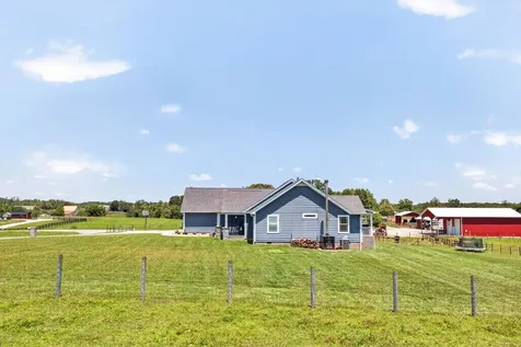 5335 Hickey Ridge Road Baxter TN 38544