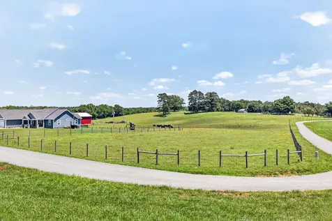5335 Hickey Ridge Road Baxter TN 38544