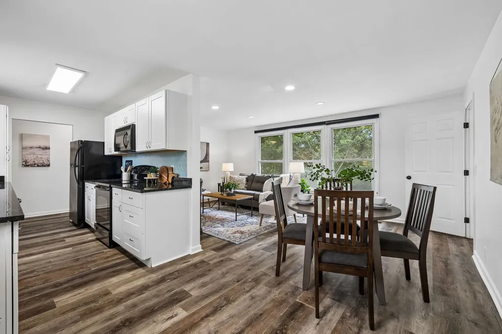 2525 Woodberry Drive Nashville TN 37214