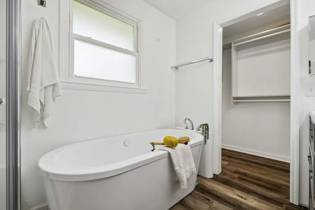 2525 Woodberry Drive Nashville TN 37214