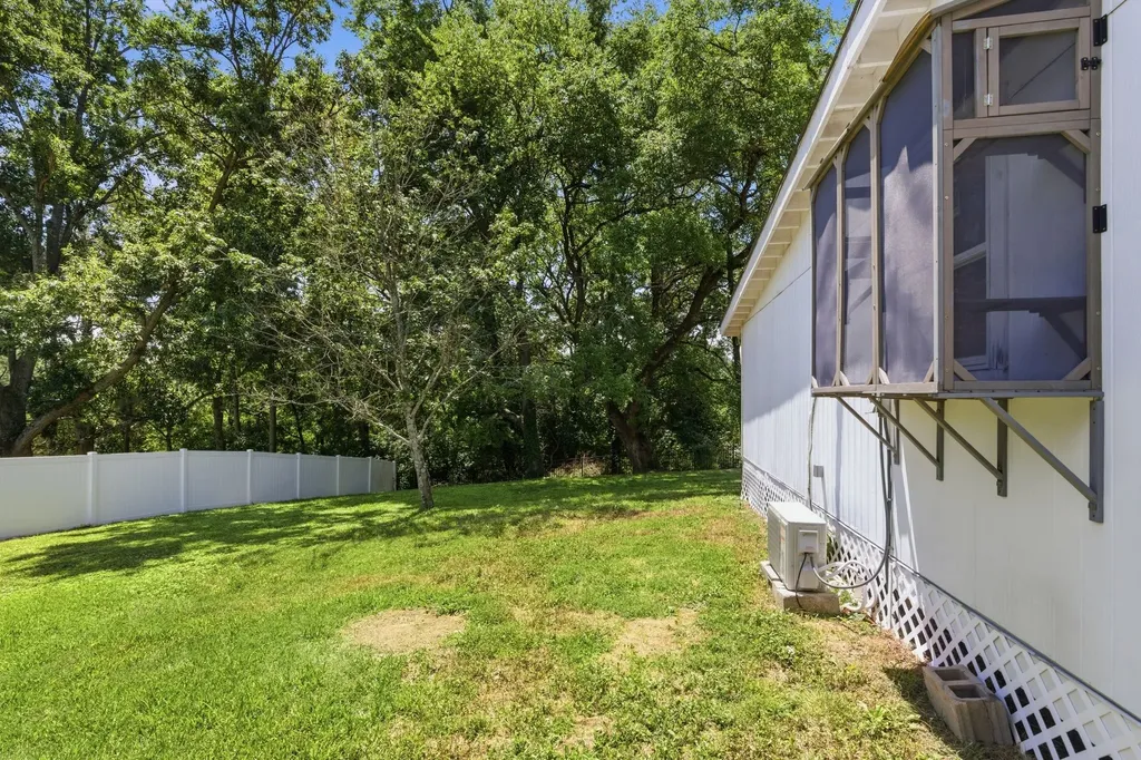 2525 Woodberry Drive Nashville TN 37214