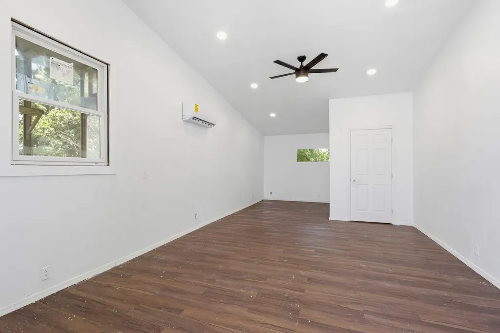 2525 Woodberry Drive Nashville TN 37214