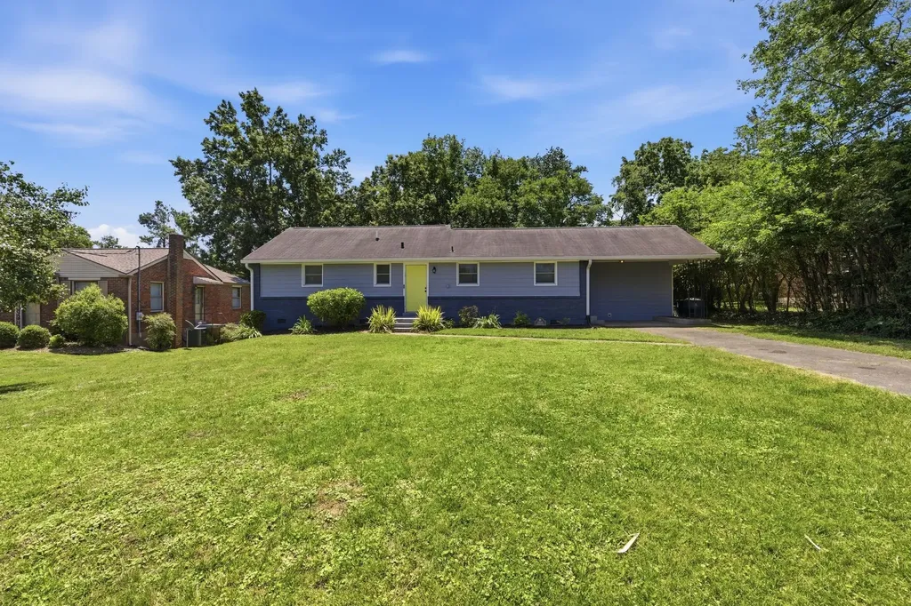 2525 Woodberry Drive Nashville TN 37214