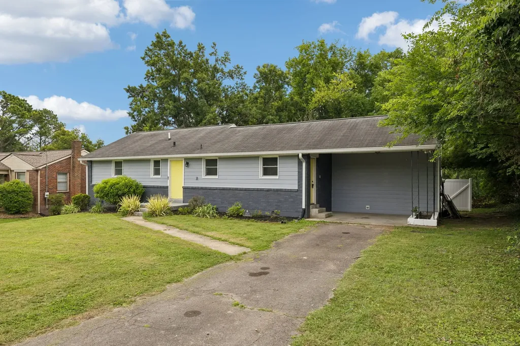 2525 Woodberry Drive Nashville TN 37214