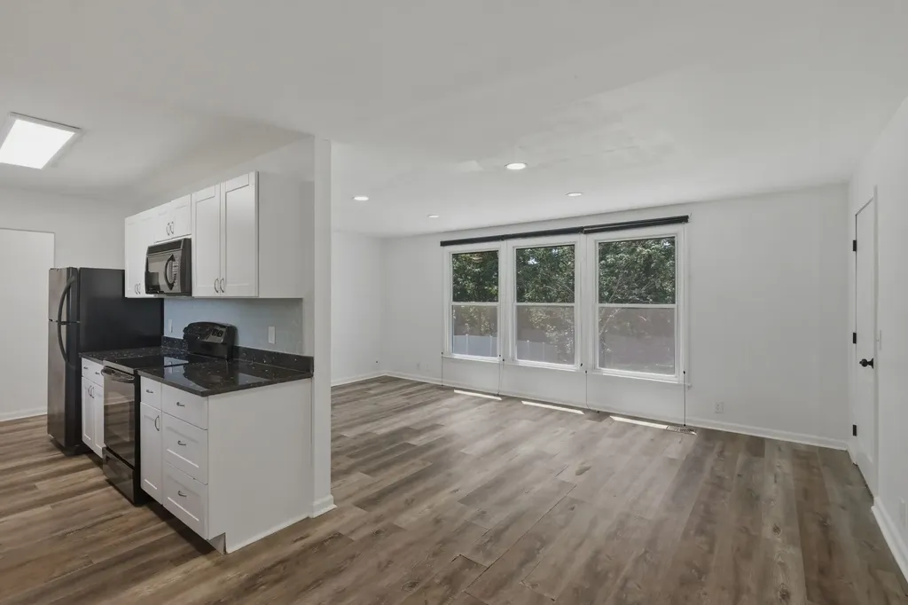 2525 Woodberry Drive Nashville TN 37214