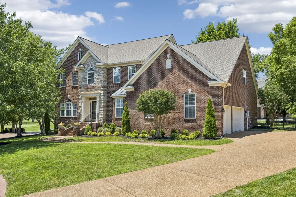 1108 Rossifer Court Gallatin TN 37066