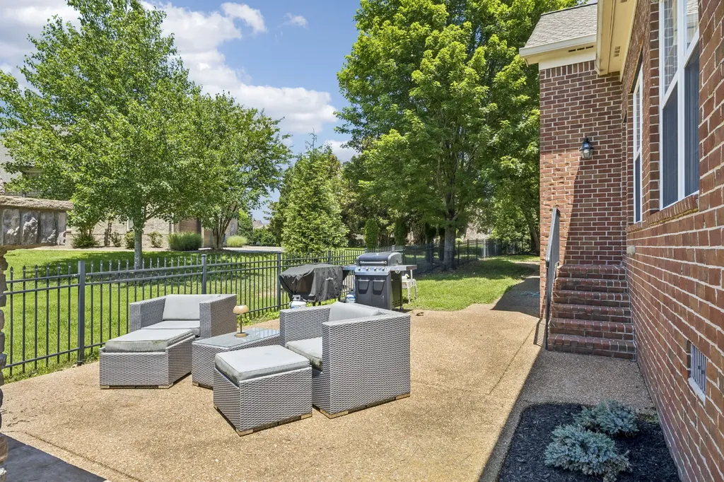 1108 Rossifer Court Gallatin TN 37066