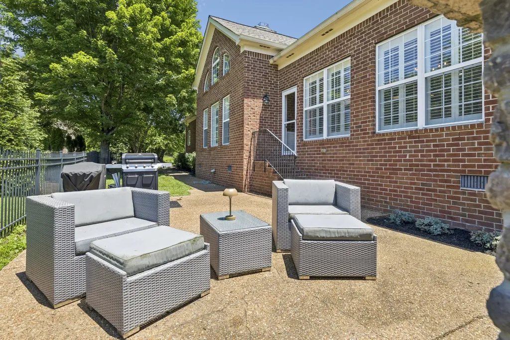 1108 Rossifer Court Gallatin TN 37066