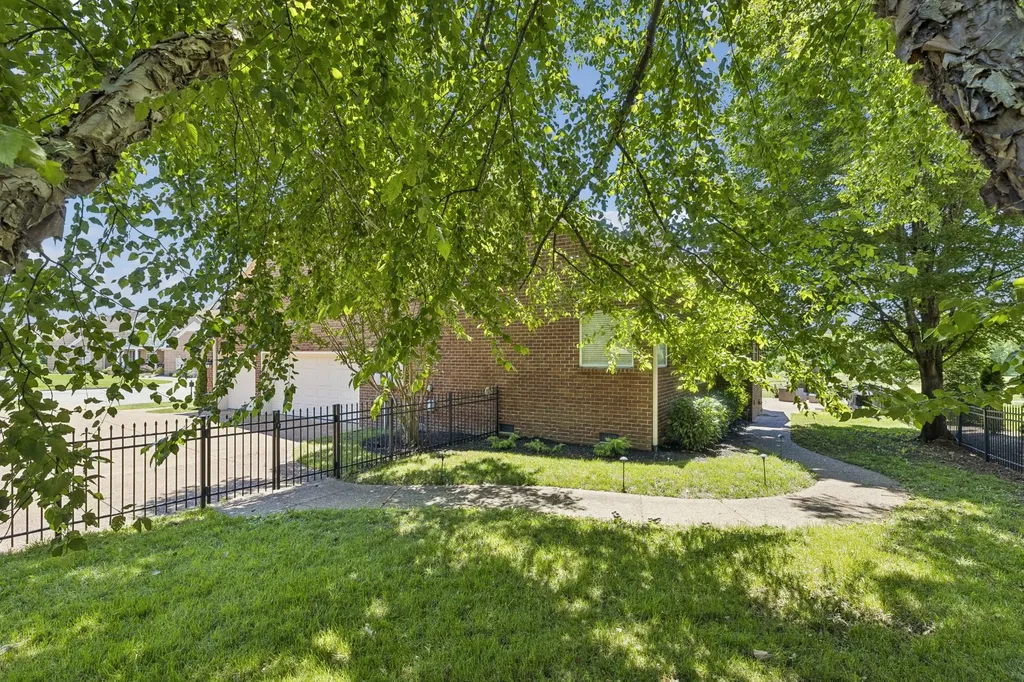 1108 Rossifer Court Gallatin TN 37066