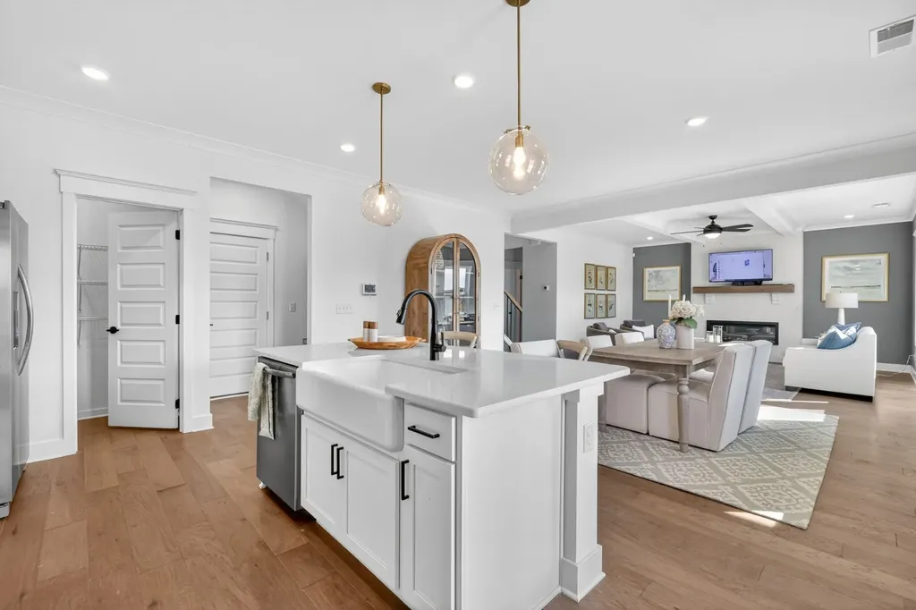 1042 Bluestem Road Columbia TN 38401