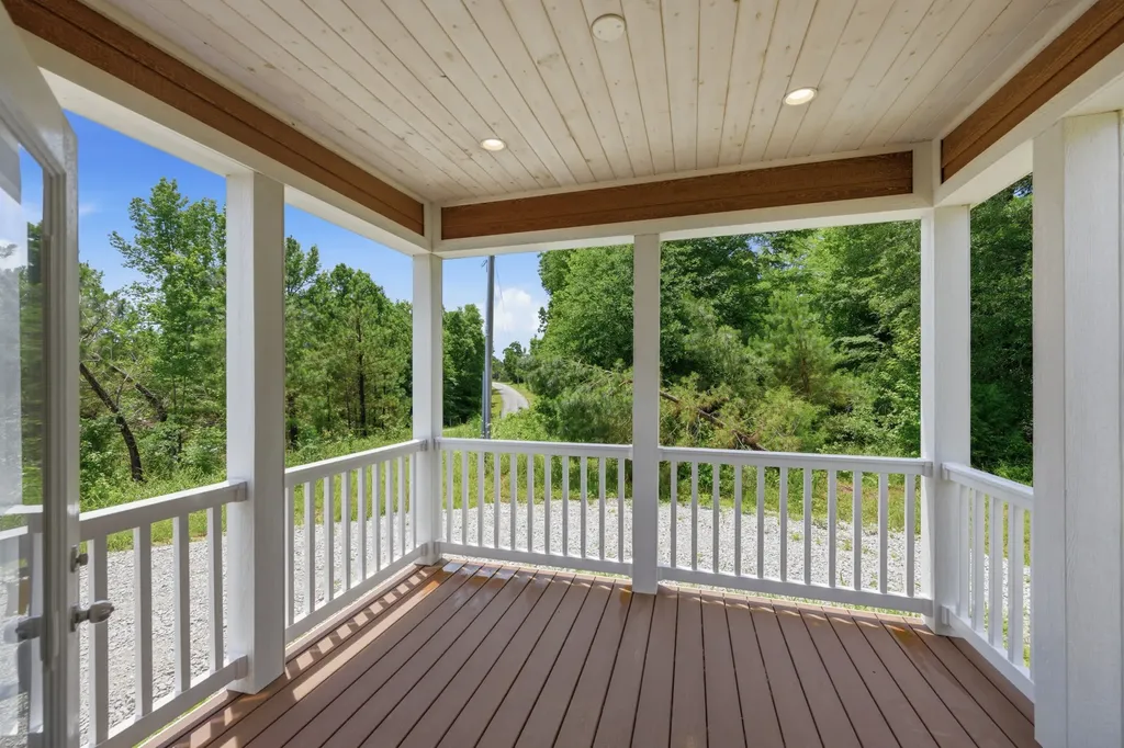 800 Smith Chapel Road Decaturville TN 38329