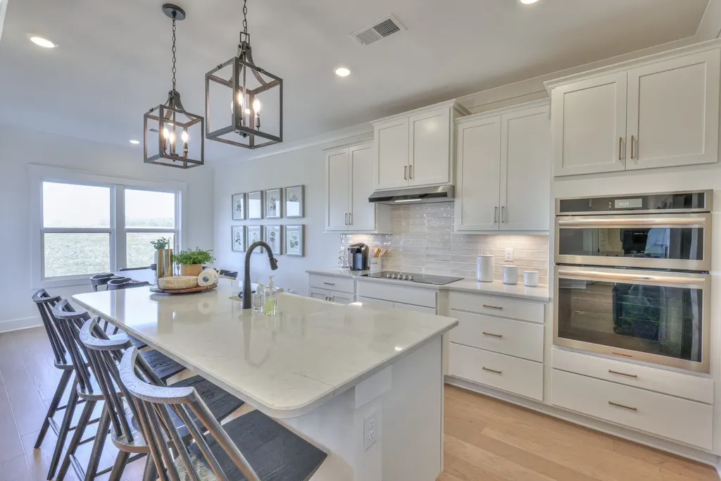 2015 Bennett Creek Drive Columbia TN 38401