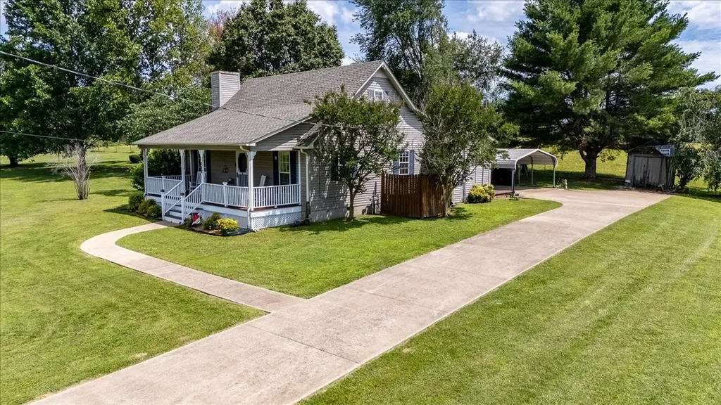 612 Clax Branch Road Loretto TN 38469