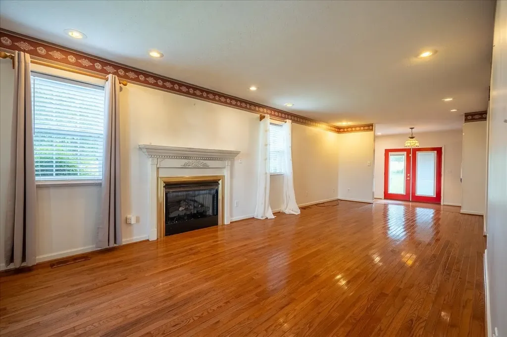 612 Clax Branch Road Loretto TN 38469