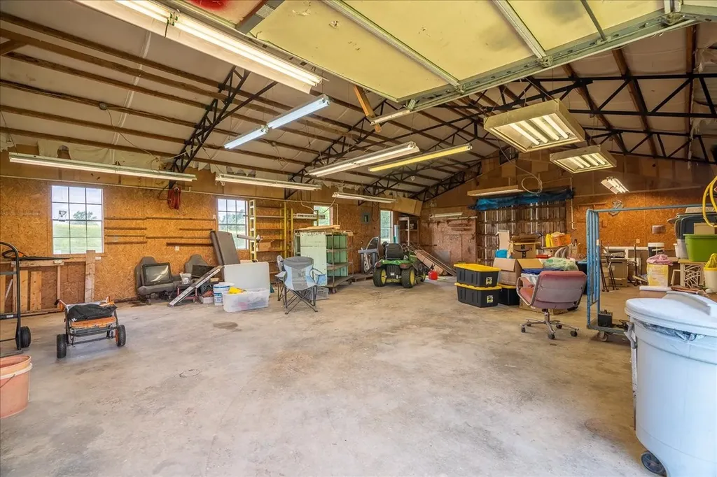 612 Clax Branch Road Loretto TN 38469