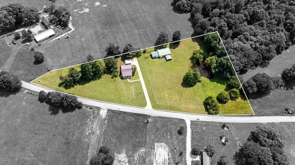 612 Clax Branch Road Loretto TN 38469
