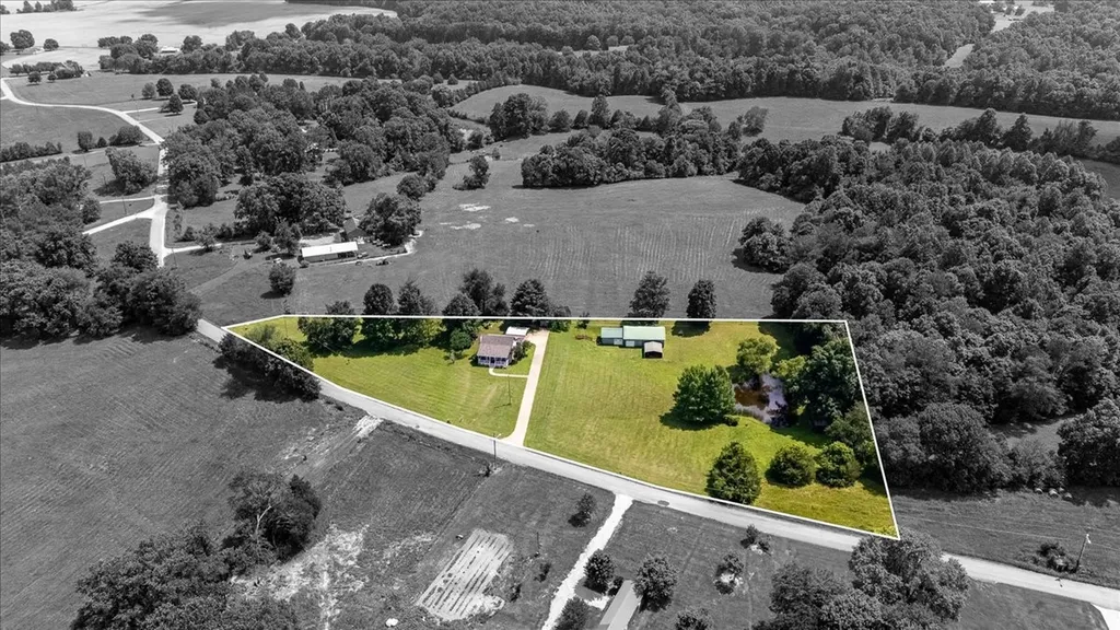 612 Clax Branch Road Loretto TN 38469