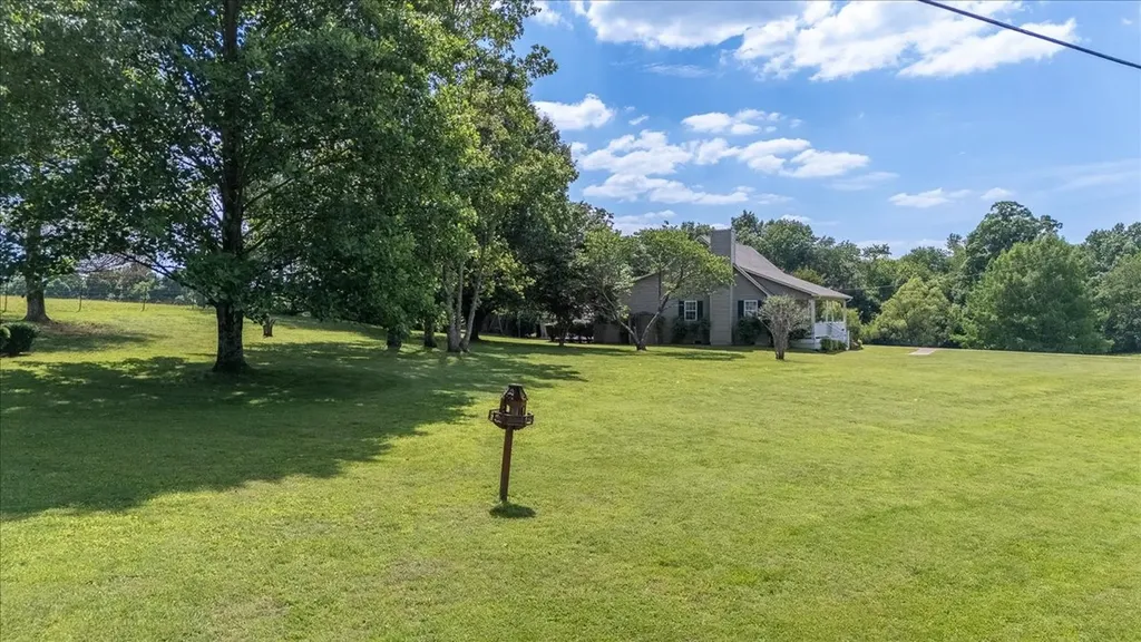 612 Clax Branch Road Loretto TN 38469