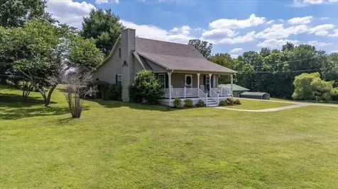 612 Clax Branch Road Loretto TN 38469