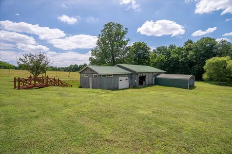 612 Clax Branch Road Loretto TN 38469