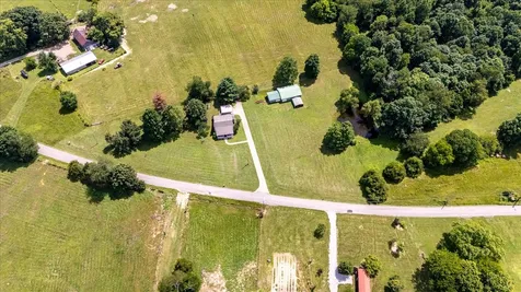612 Clax Branch Road Loretto TN 38469