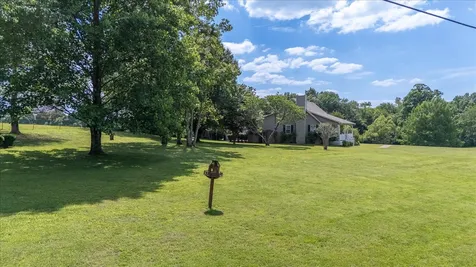 612 Clax Branch Road Loretto TN 38469