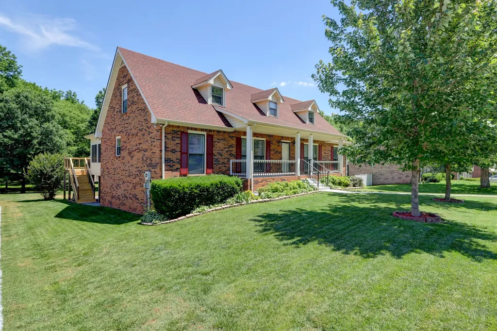 1030 Hillshire Drive Clarksville TN 37043