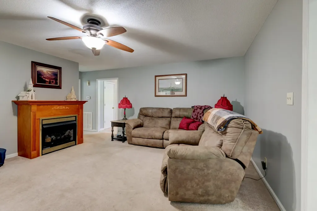 1030 Hillshire Drive Clarksville TN 37043