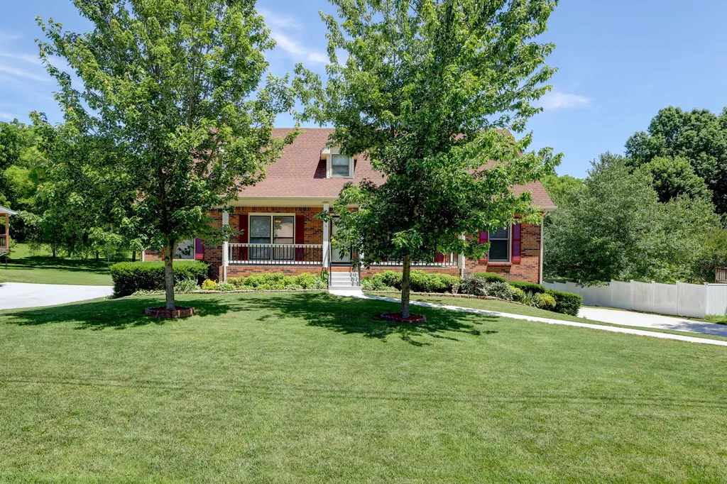 1030 Hillshire Drive Clarksville TN 37043