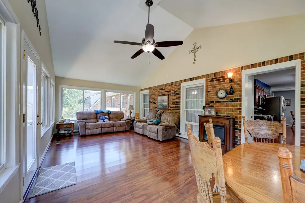 1030 Hillshire Drive Clarksville TN 37043