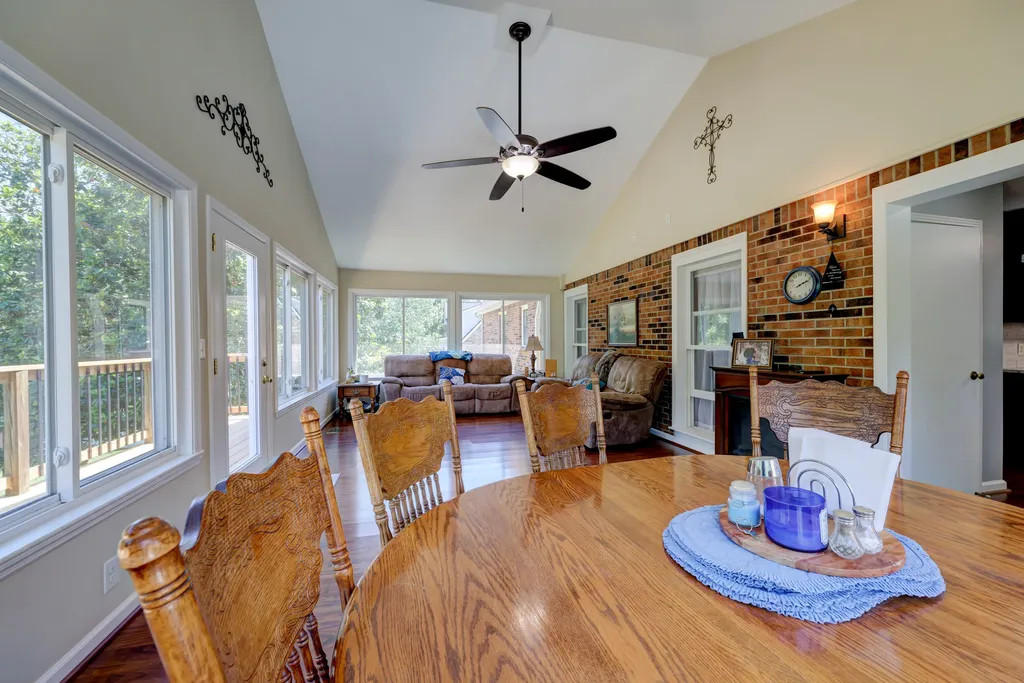 1030 Hillshire Drive Clarksville TN 37043